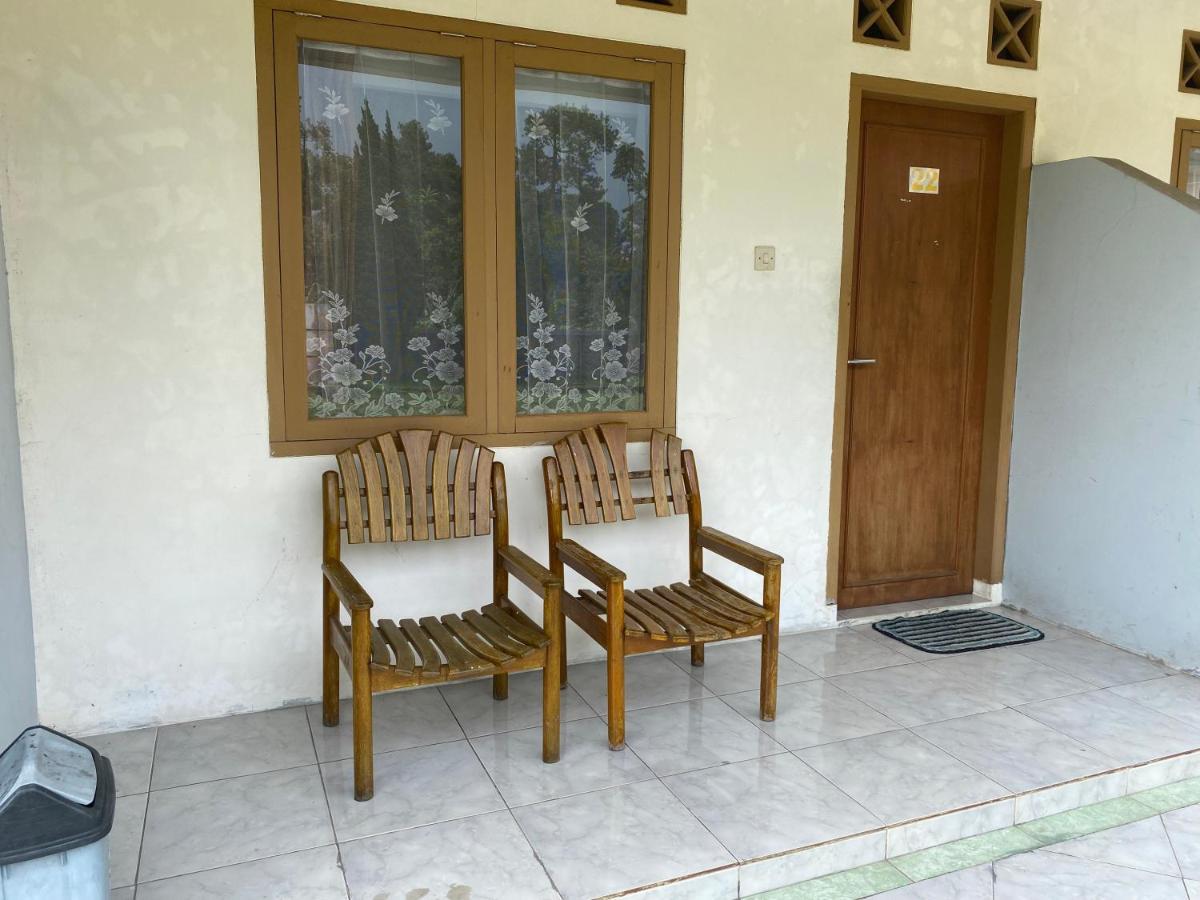 Hotel Puspa Sari Ciater Buitenkant foto