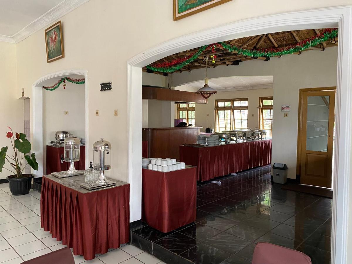Hotel Puspa Sari Ciater Buitenkant foto