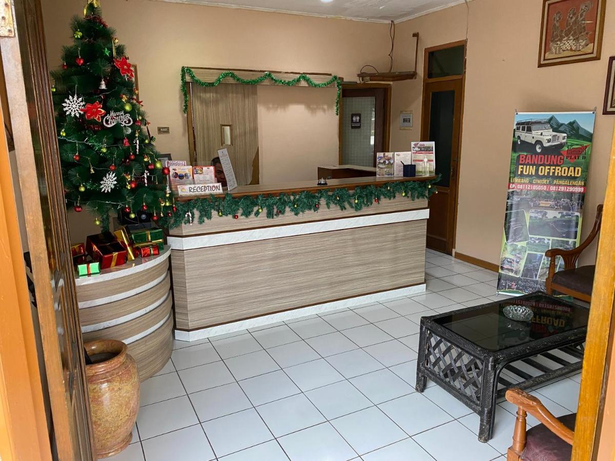 Hotel Puspa Sari Ciater Buitenkant foto