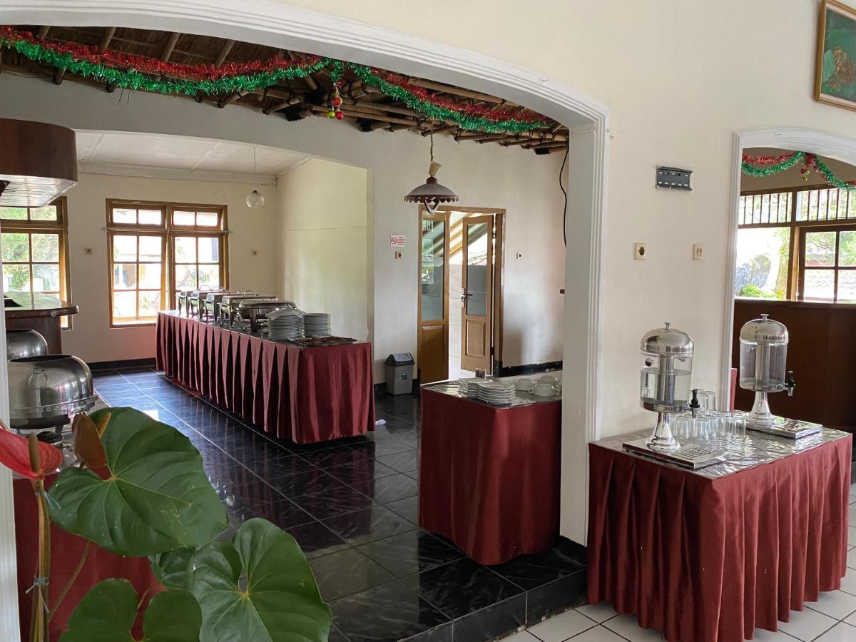 Hotel Puspa Sari Ciater Buitenkant foto