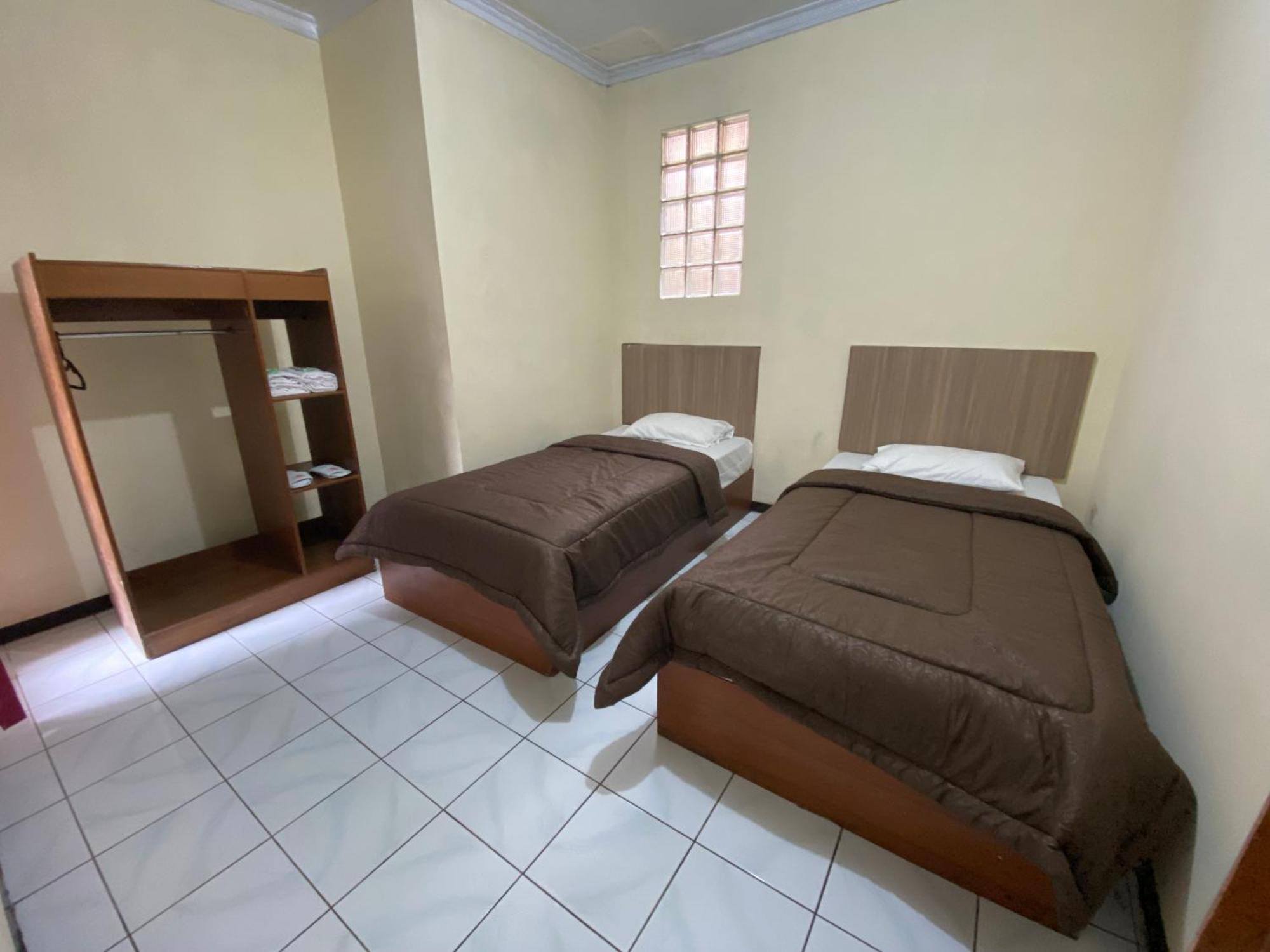 Hotel Puspa Sari Ciater Buitenkant foto