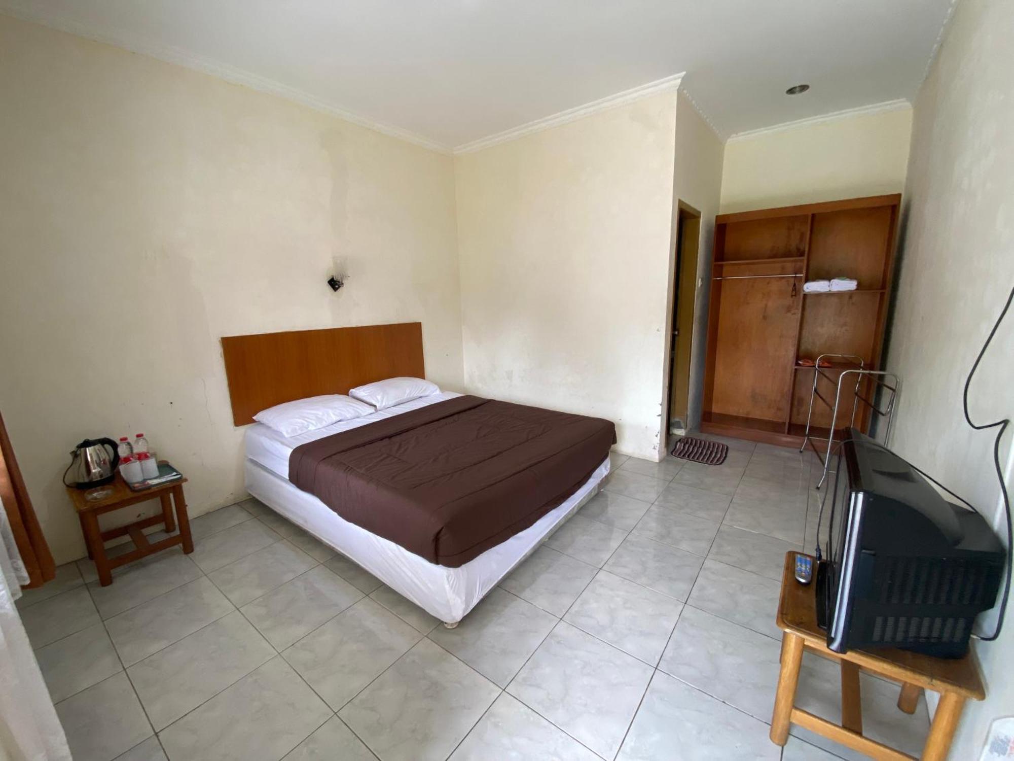 Hotel Puspa Sari Ciater Buitenkant foto